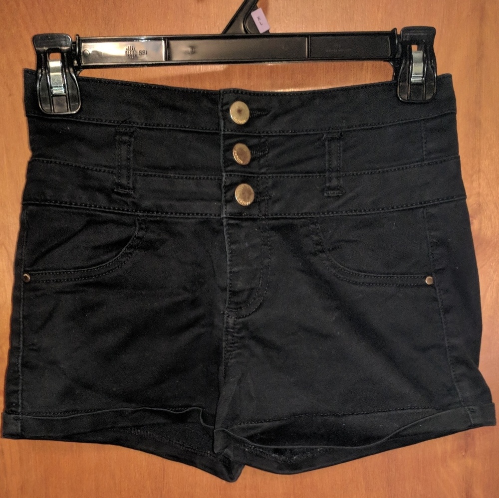 High wasted shorts